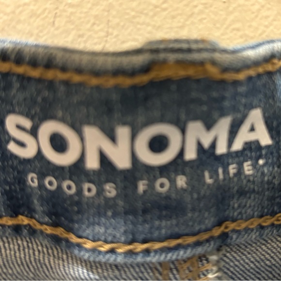 New Plus Size SONOMA Raw 5” Hem Cuffed High Rise Jean Shorts Sz 18 - Picture 2 of 5